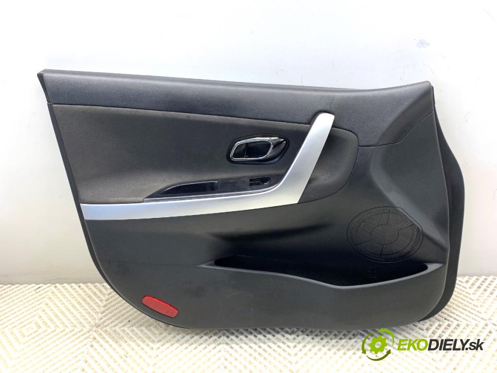 KIA CEED Kombi 2012 94 kW 1.6 CRDi 128 1582 ča dveře levý přední část 82350-A2000