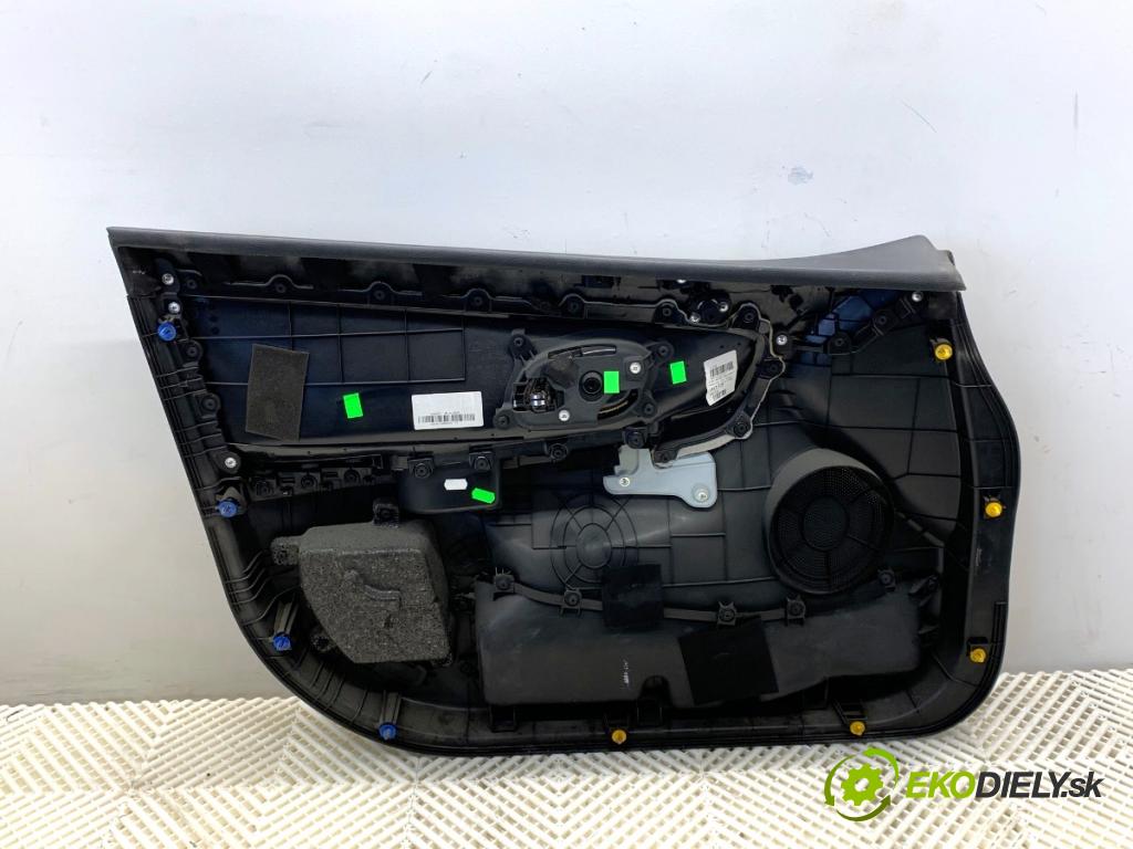 KIA CEED Kombi 2012 94 kW 1.6 CRDi 128 1582 ča dveře pravý přední část 82340-A2000