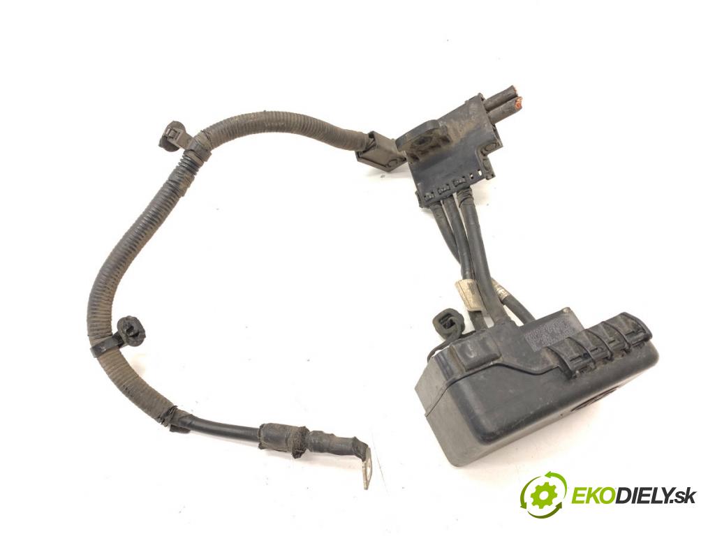 KIA CEED Kombi 2012 94 kW 1.6 CRDi 128 1582 svorka plus 91850-A2241