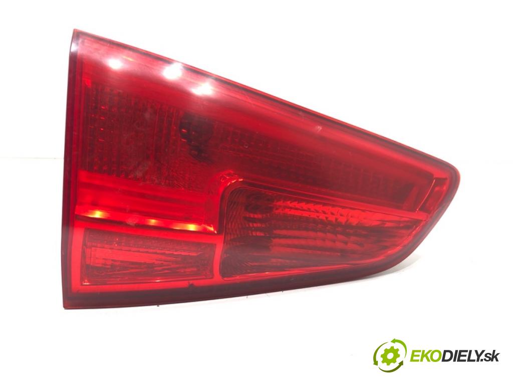 KIA CEED Kombi 2012 94 kW 1.6 CRDi 128 1582 světlo zadní část levá strana vnitřní 92403-A23 (Klika dveří ostatní)