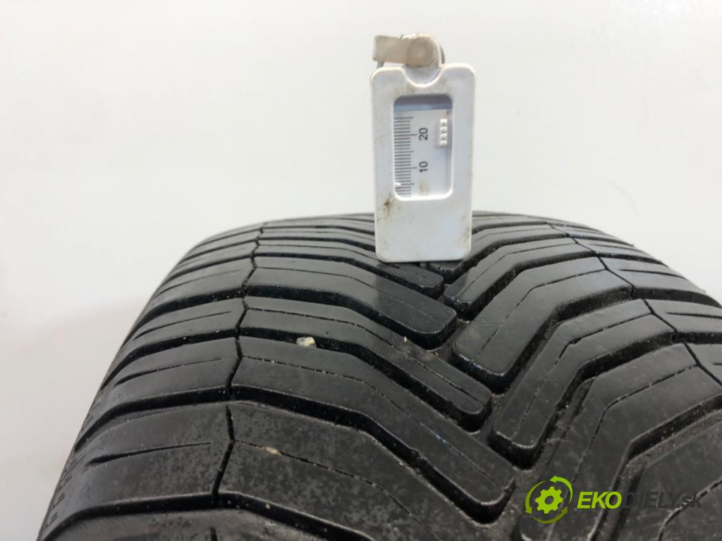 --- ---      PNEUMATIKY: zima 2X 205/50 17" MICHELIN