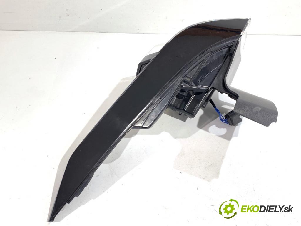 NISSAN QASHQAI J12 SUV 2024 103 kW 1.3 DIG-T 1332 světlo pravý zadní část 26550HN20A