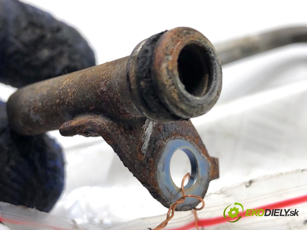 MERCEDES-BENZ W176 liftback 2012 90 kW A 180 (176.042) 1595 rúrka turba A2702032002 (Hadica turbodúchadla)