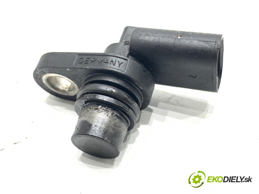 MERCEDES-BENZ W176 liftback 2012 90 kW A 180 (176.042) 1595 Snímač pozície vačkového hriadeľa A2709050400 (Snímač polohy kľukového hriadeľa)