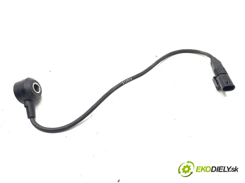 MERCEDES-BENZ W176 liftback 2012 90 kW A 180 (176.042) 1595 Snímač klepania A0071530428 (Snímač)