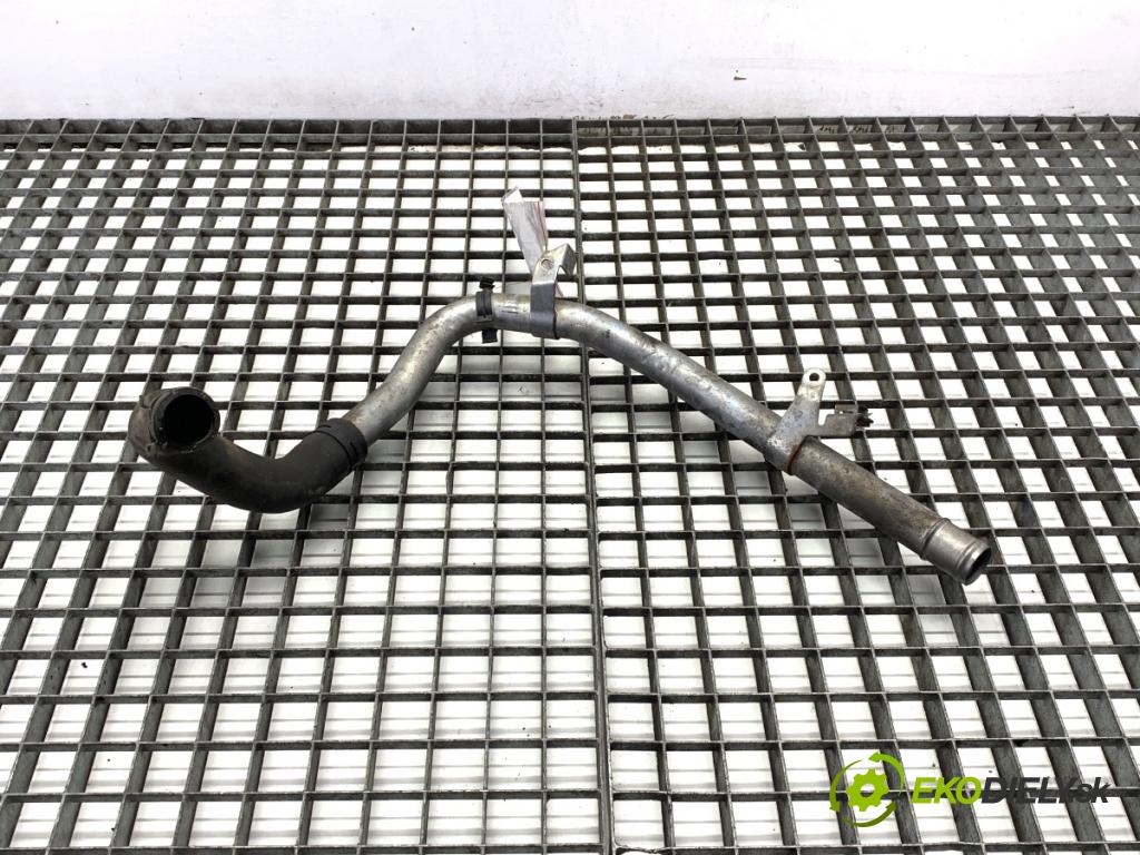 MERCEDES-BENZ W176 liftback 2012 90 kW A 180 (176.042) 1595 Rúra vody 