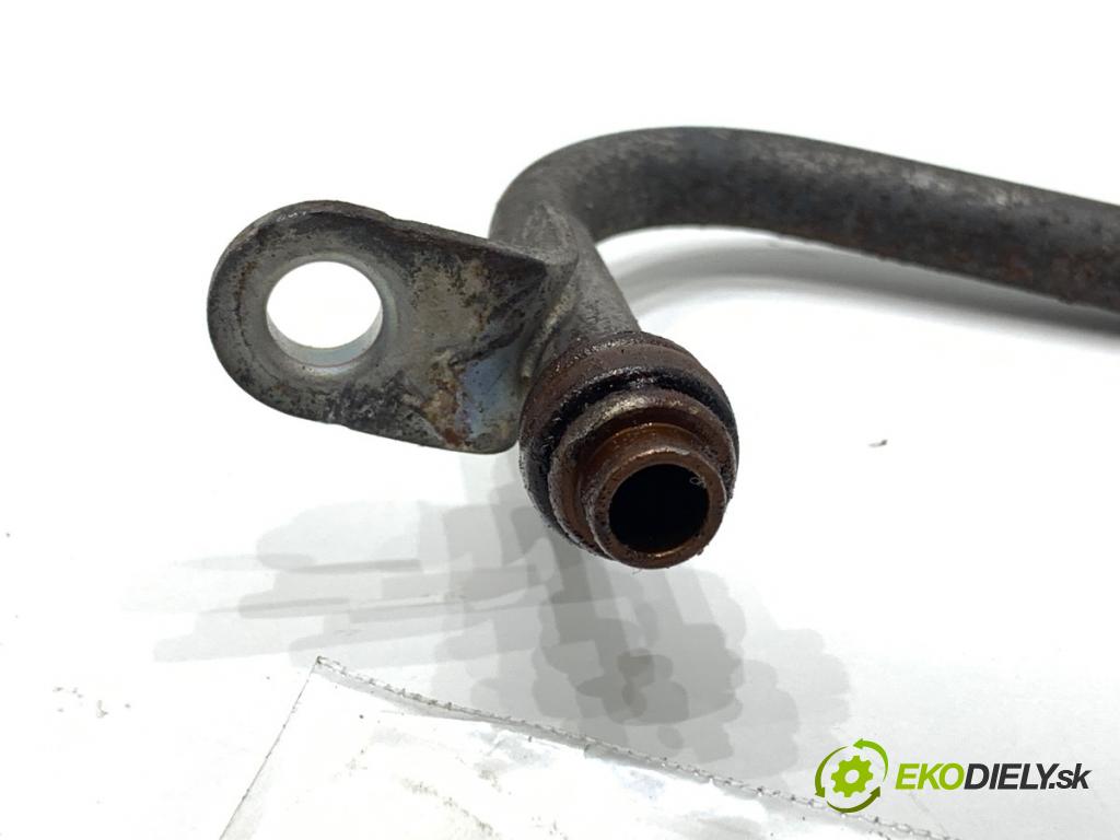 MERCEDES-BENZ W176 liftback 2012 90 kW A 180 (176.042) 1595 rúrka turba A2700900677 (Hadica turbodúchadla)