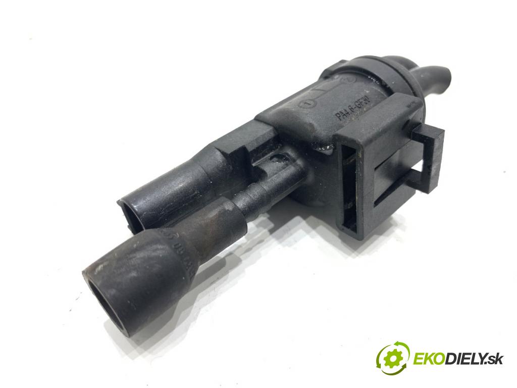 MERCEDES-BENZ W176 liftback 2012 90 kW A 180 (176.042) 1595 Ventil tlaku 0025407097 (Ventil)