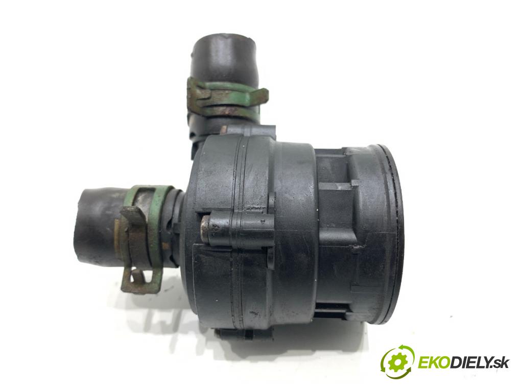 RENAULT GRAND SCENIC III nadwozie wielkoprzestrzenne (MPV) 2011 96 kW 1.4 16V (JZ0F) 1397 DALŠÍ: pumpa vody  (Vodní pumpa)