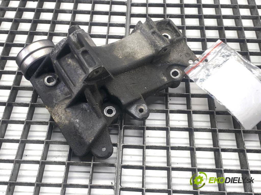 RENAULT GRAND SCENIC III nadwozie wielkoprzestrzenne (MPV) 2011 96 kW 1.4 16V (JZ0F) 1397 držák uchycení alternátora