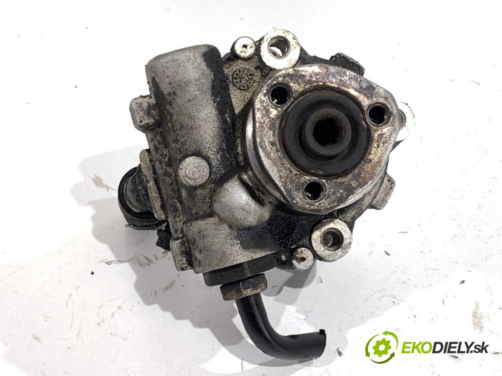 VW LT 28 35 Autobus 2004 80 kW 2.5 TDI 2461 pumpa servočerpadlo  (Servočerpadlo)