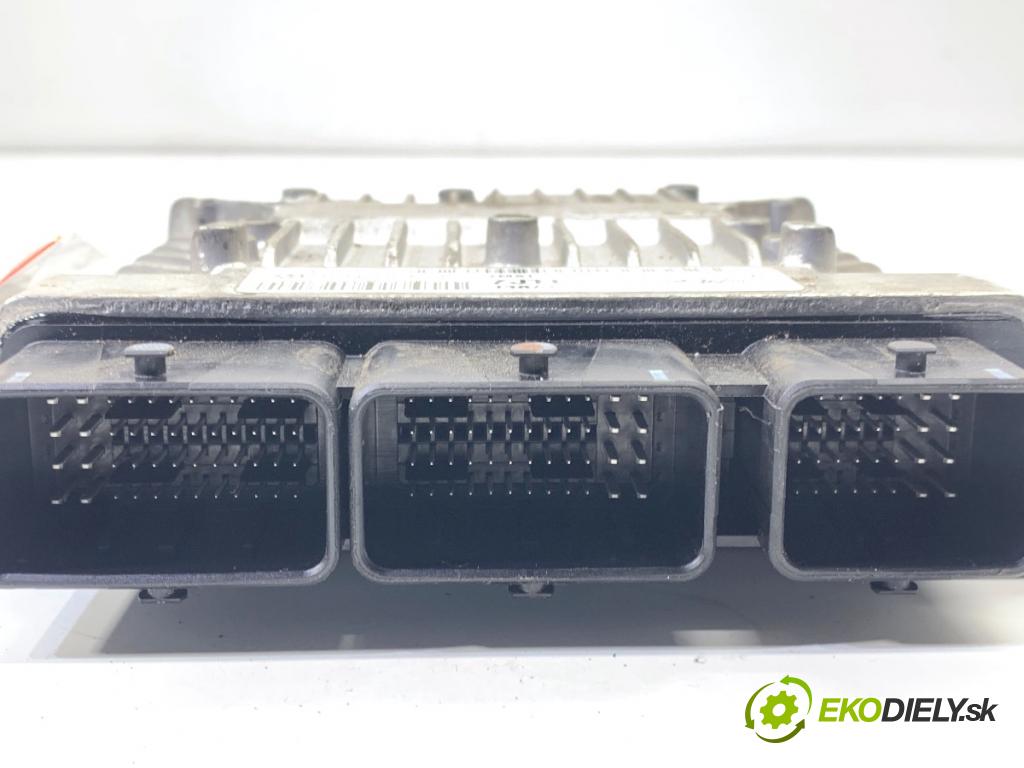 FORD FOCUS C-MAX nadwozie wielkoprzestrzenne (MPV) 2007 85 kW 1.8 TDCi 1753 riadiaca jednotka Motor 7M51-12A650-AUE (Riadiaca jednotka)