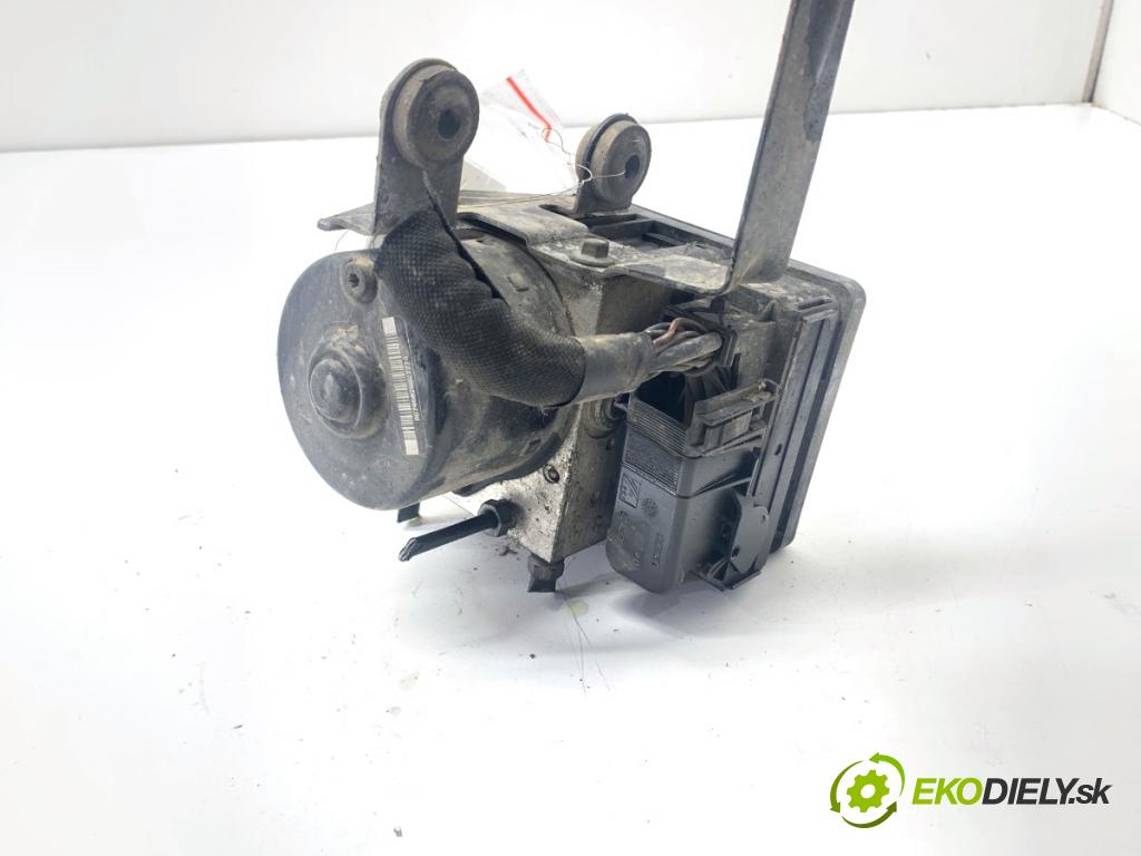 FORD FOCUS C-MAX nadwozie wielkoprzestrzenne (MPV) 2007 85 kW 1.8 TDCi 1753 Pumpa ABS 3M51-2C405-HC (Pumpa ABS)