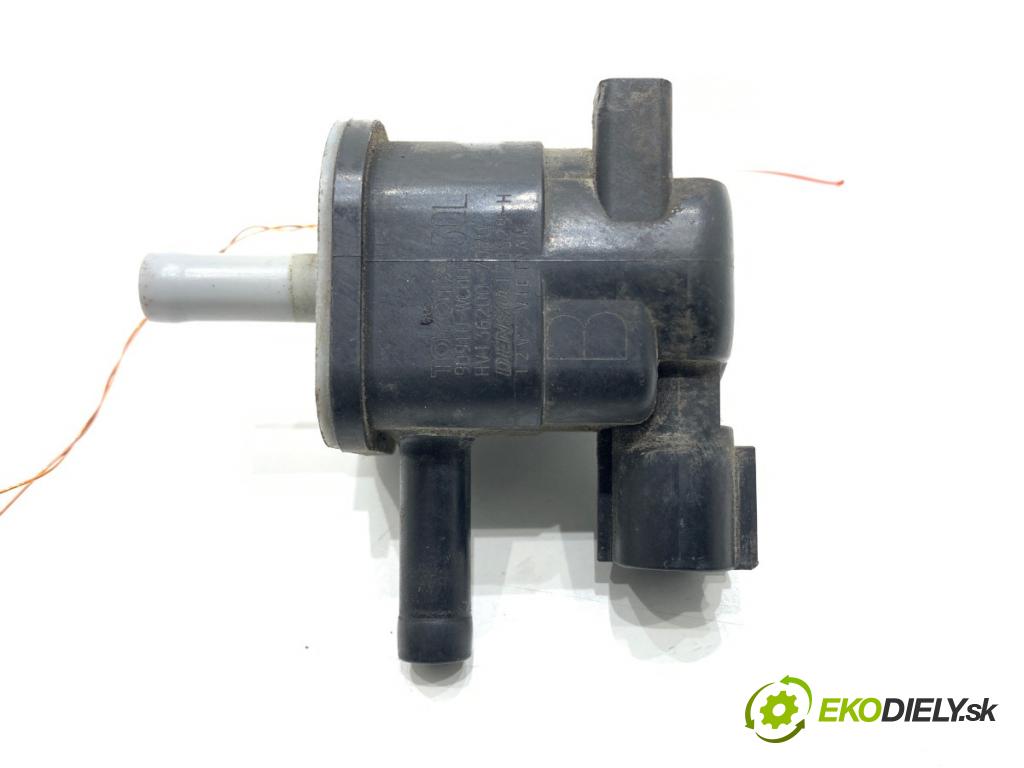 TOYOTA YARIS III liftback 2017 51 kW 1.0 (KSP130_) 998 Ventil tlaku 90910-WC003 (Ventil)