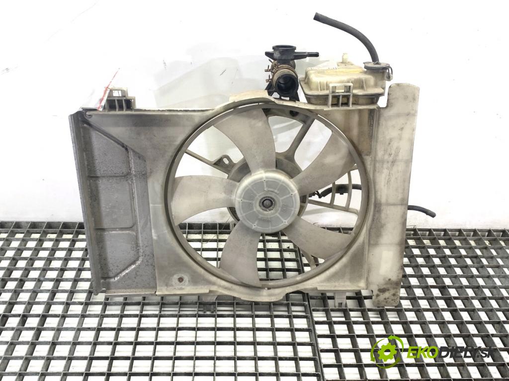 TOYOTA YARIS III liftback 2017 51 kW 1.0 (KSP130_) 998 Ventilátor chladiča 422750-4972 (Ventilátor)