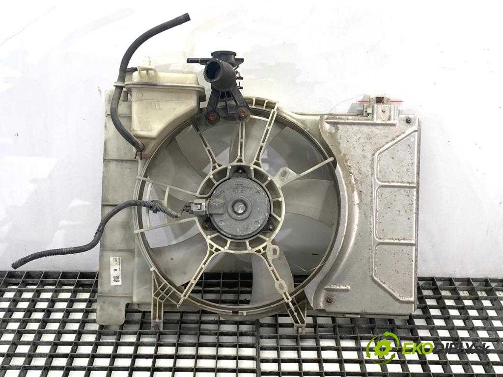 TOYOTA YARIS III liftback 2017 51 kW 1.0 (KSP130_) 998 Ventilátor chladiča 422750-4972 (Ventilátor)