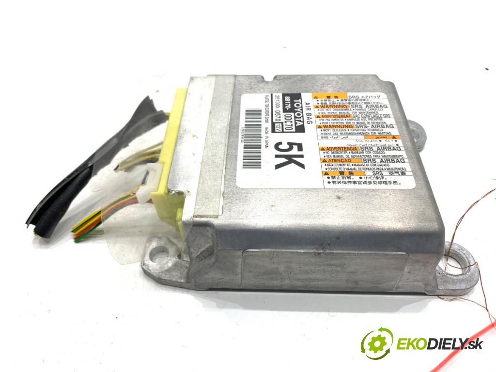 TOYOTA YARIS III liftback 2017 51 kW 1.0 (KSP130_) 998 senzor airbag 89170-0DC70 (Snímač)