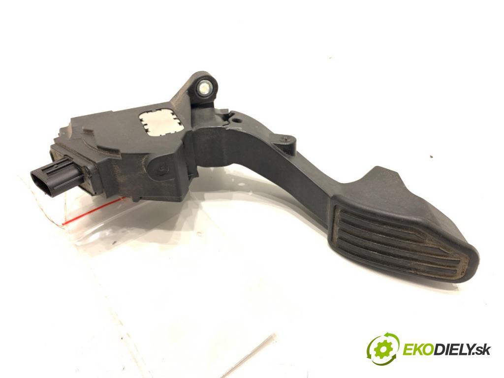 TOYOTA YARIS III liftback 2017 51 kW 1.0 (KSP130_) 998 Potenciometer plynu 78110-0D110 (Potenciometer plynového pedálu)