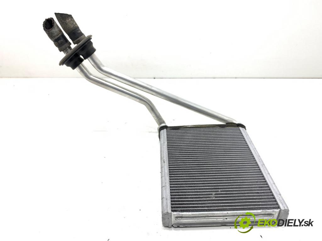 TOYOTA YARIS III liftback 2017 51 kW 1.0 (KSP130_) 998 Výhrevné teleso, radiátor kúrenia  (Radiátor kúrenia)