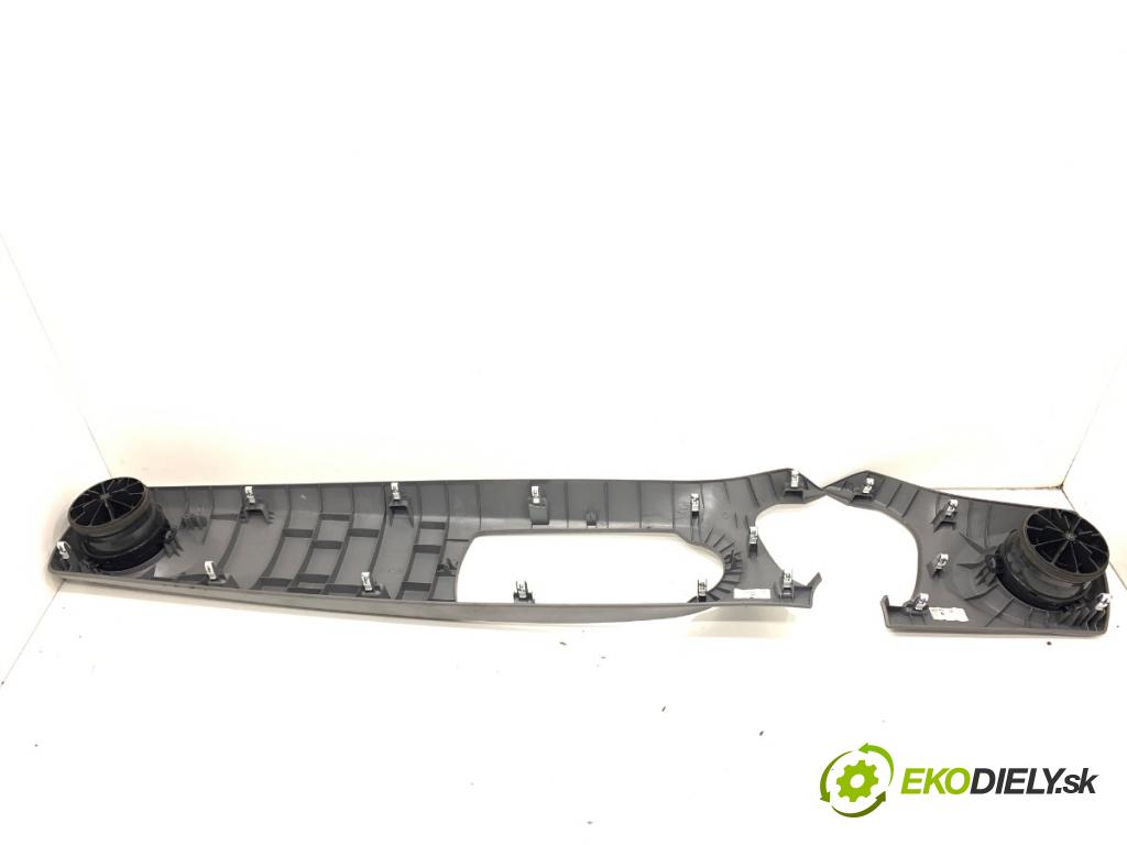 TOYOTA YARIS III liftback 2017 51 kW 1.0 (KSP130_) 998 lišty kryt 55470-0D070 (Lišta)