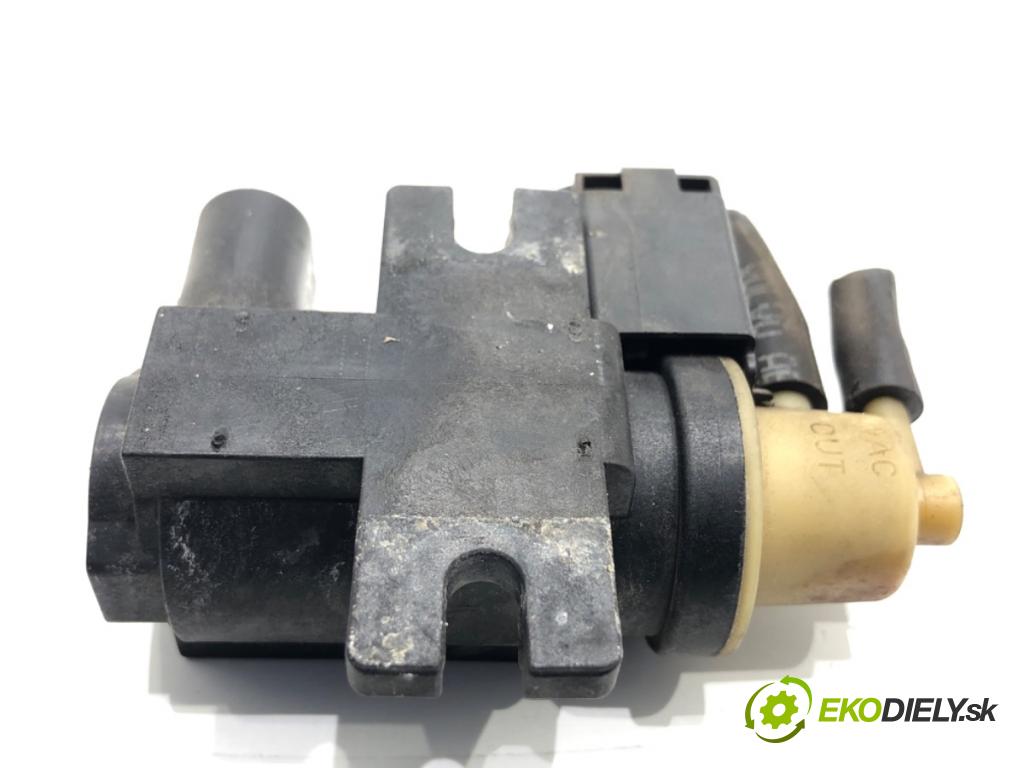 VOLVO S80 II sedan 2012 120 kW D3 / D4 1984 Ventil tlaku 31293964 (Ventil)