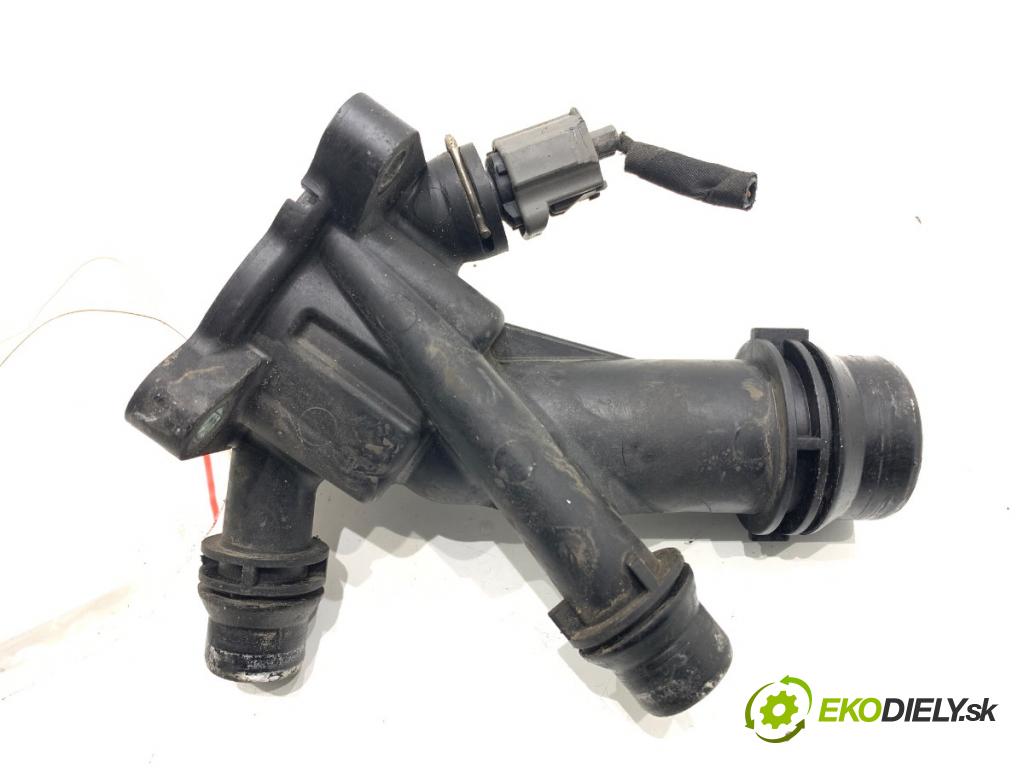 VOLVO S80 II sedan 2012 120 kW D3 / D4 1984 Obal termostatu 31293556 (Obal (príruba) termostatu)