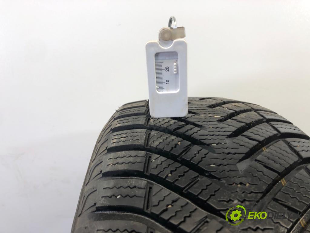 --- ---      PNEUMATIKY: zima 2X 185/60 15"