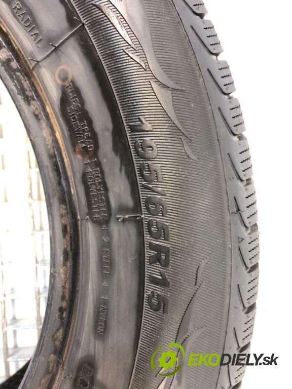 --- ---      PNEUMATIKY: zima 2X 195/65 15"