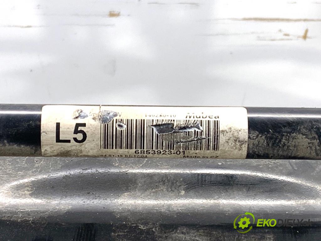 MINI CLUBMAN F54 Kombi 2019 100 kW Cooper 1499 výztuha zadní část