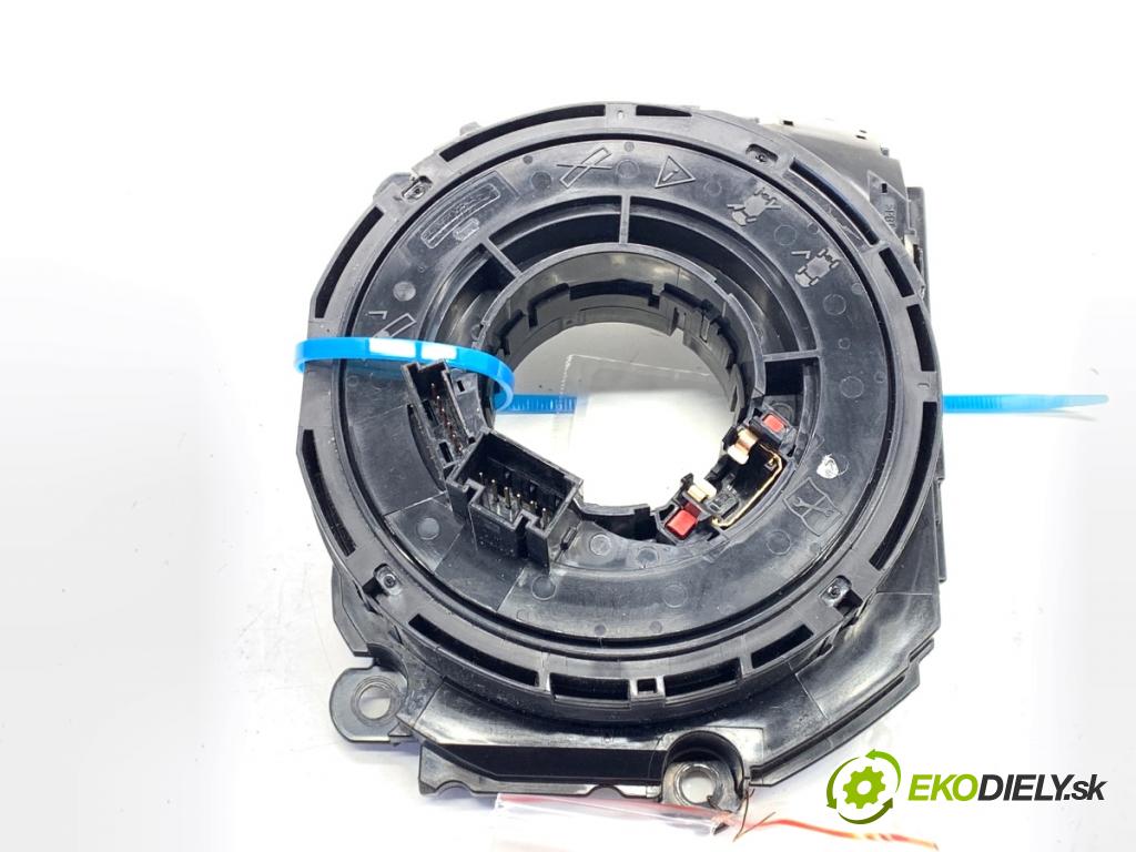 MINI CLUBMAN F54 Kombi 2019 100 kW Cooper 1499 kroužek slimák airbag 4216268 (Airbag)