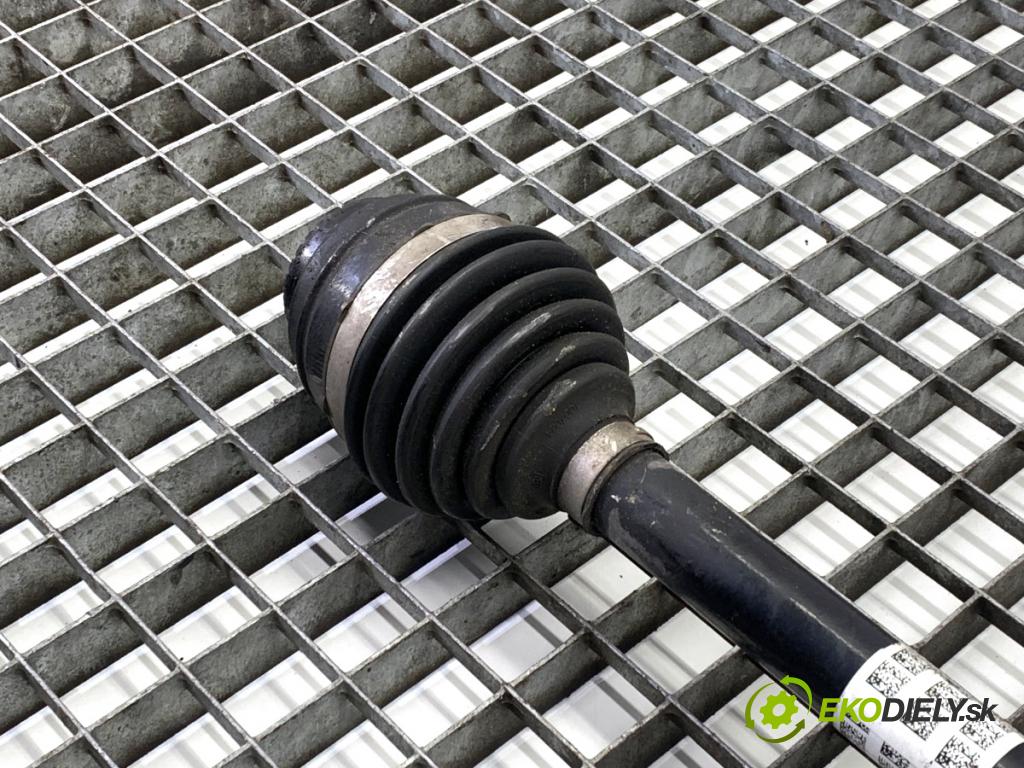 MINI CLUBMAN F54 Kombi 2019 100 kW Cooper 1499 Poloos pravy predný 8651276