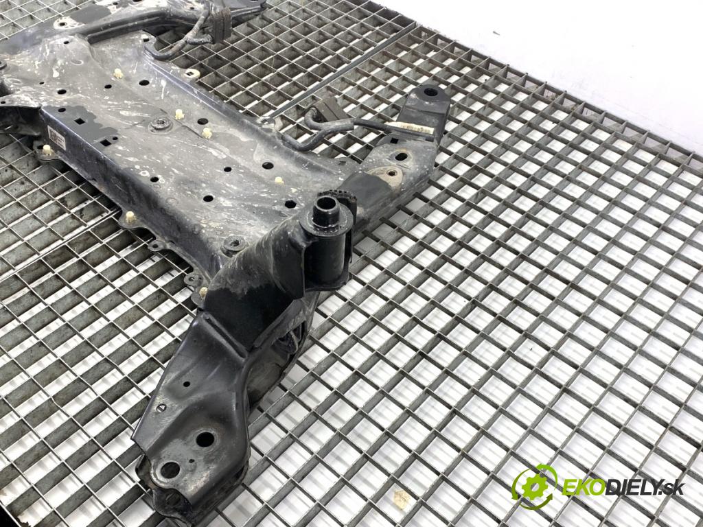 MINI CLUBMAN F54 Kombi 2019 100 kW Cooper 1499 výztuha pod motor 6872729 (Přední výztuha)