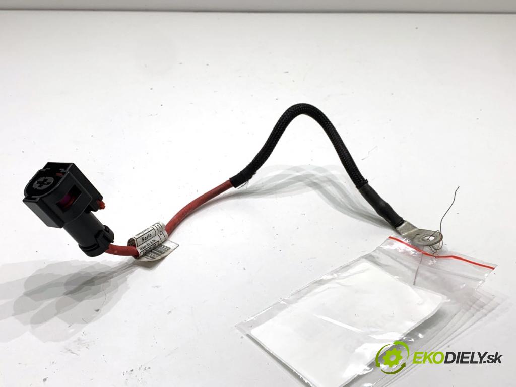 MINI CLUBMAN F54 Kombi 2019 100 kW Cooper 1499 svorka plus 8589051