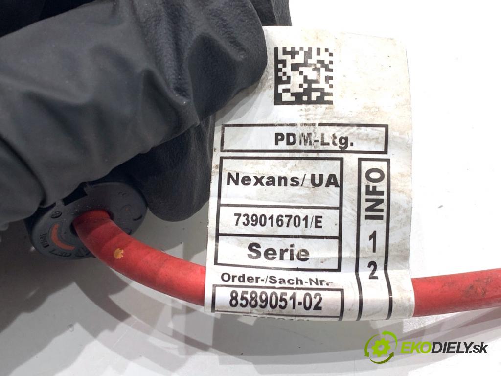 MINI CLUBMAN F54 Kombi 2019 100 kW Cooper 1499 svorka plus 8589051