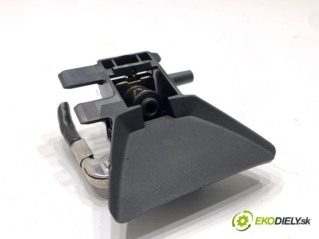 MINI CLUBMAN F54 Kombi 2019 100 kW Cooper 1499 KAMERA okna PŘEDNÍ 9458744