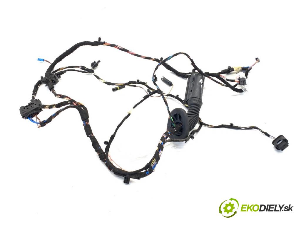 MINI CLUBMAN F54 Kombi 2019 100 kW Cooper 1499 káblovačka dveře přední část pravý 9389286