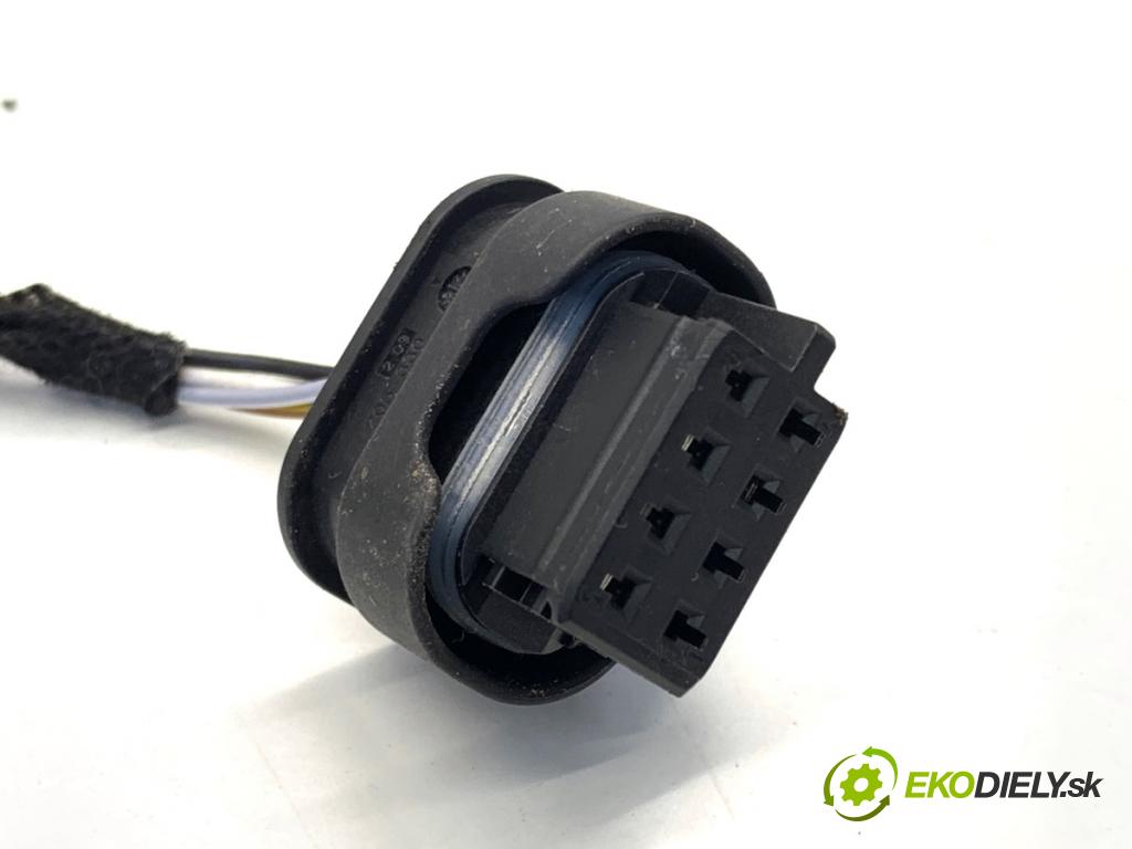 MINI CLUBMAN F54 Kombi 2019 100 kW Cooper 1499 káblovačka dveře přední část pravý 9389286