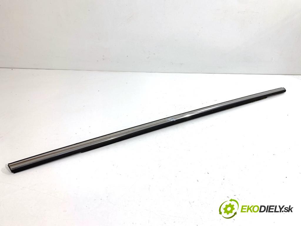 MINI CLUBMAN F54 Kombi 2019 100 kW Cooper 1499 Lišta Sbírání: zad ľavy 