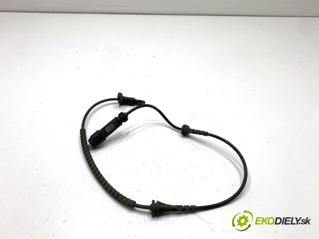 MINI CLUBMAN F54 Kombi 2019 100 kW Cooper 1499 snímač ABS pravý přední část 0265006956