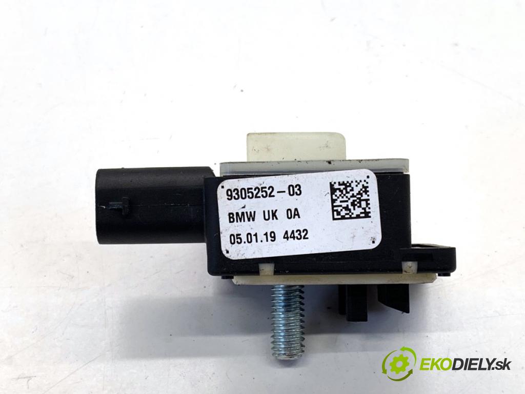 MINI CLUBMAN F54 Kombi 2019 100 kW Cooper 1499 Snímač nárazu 9305252 (Snímač nárazu)