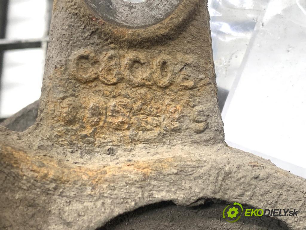 FORD FIESTA MK7 liftback 2009 44 kW 1.25 1242 náboj pravy predný