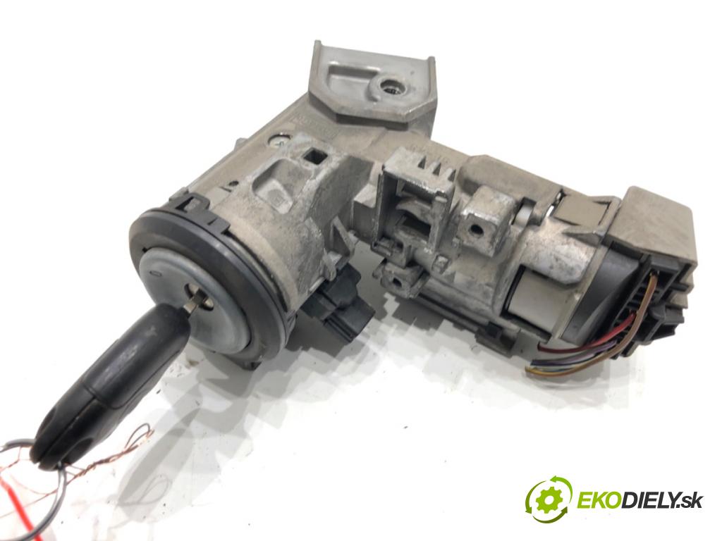 FORD FIESTA MK7 liftback 2009 44 kW 1.25 1242 spinačka  (Spínacia skrinka)