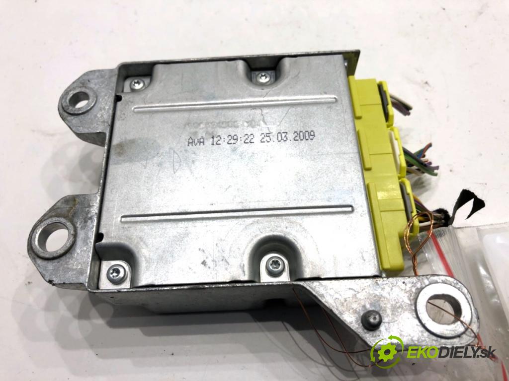 FORD FIESTA MK7 liftback 2009 44 kW 1.25 1242 senzor airbag 8V51-14B321-AH (Snímač)