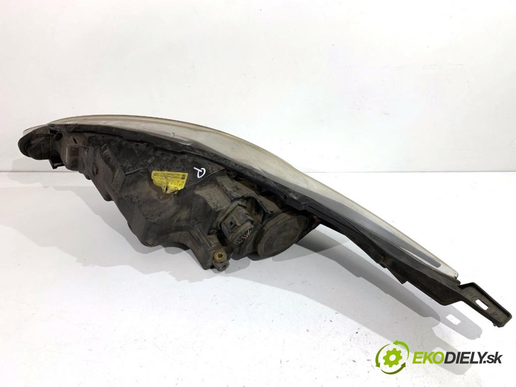 FORD FIESTA MK7 liftback 2009 44 kW 1.25 1242 světlomet pravý přední část 8A61-13W029-AG