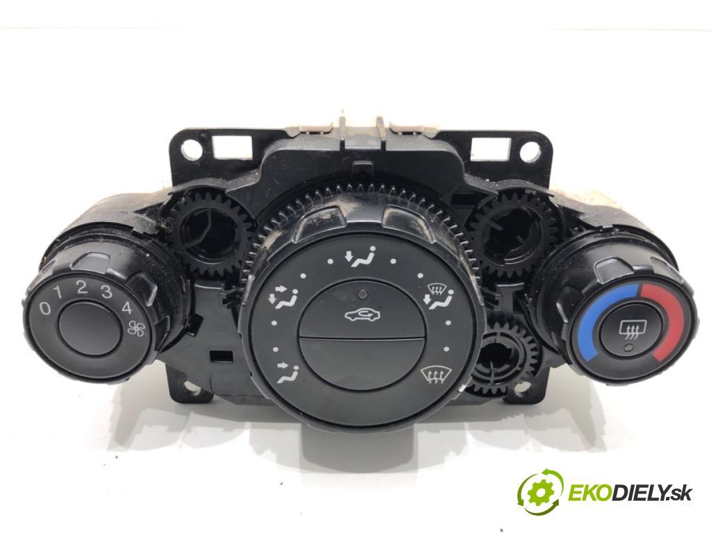 FORD FIESTA MK7 liftback 2009 44 kW 1.25 1242 Panel ovládania kúrenia 8A61-18549-AE (Prepínacie páčky pod volantom)