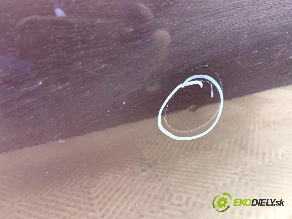 FORD FIESTA MK7 liftback 2009 44 kW 1.25 1242 dveře levý přední část