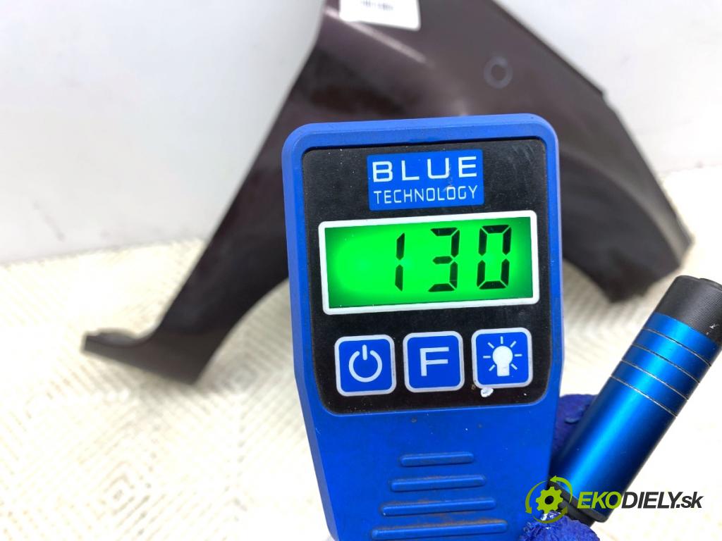 FORD FIESTA MK7 liftback 2009 44 kW 1.25 1242 blatník pravý přední část