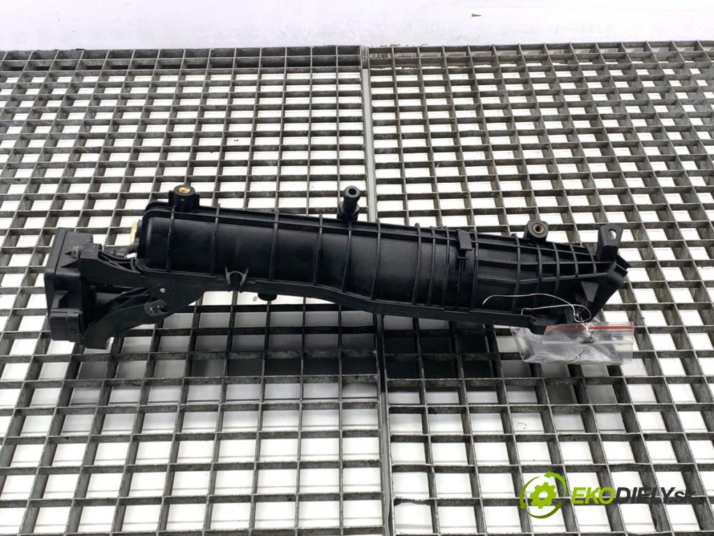 KIA CEED Kombi 2012 94 kW 1.6 CRDi 128 1582 potrubí sání  (Sací potrubí)