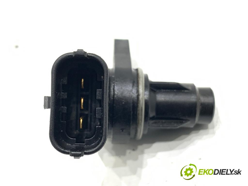 KIA CEED Kombi 2012 94 kW 1.6 CRDi 128 1582 Snímač pozície vačkového hriadeľa 39300-2A000 (Snímač polohy kľukového hriadeľa)