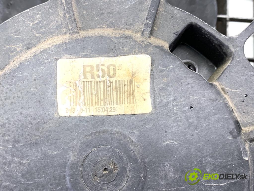 KIA CARENS IV nadwozie wielkoprzestrzenne (MPV) 2013 100 kW 1.7 CRDi 1685 ventilátor chladiče  (Ventilátor)